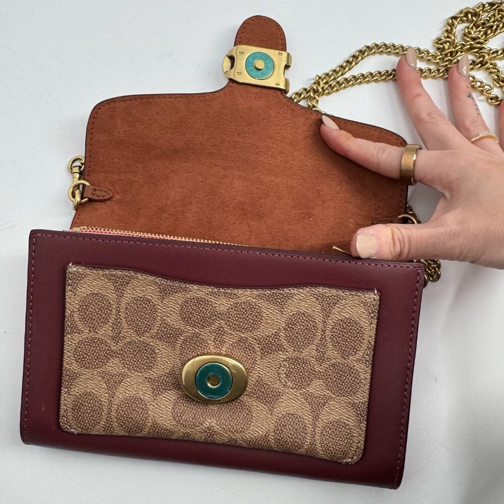 NEW Coach Colorblock Signature Canvas Tabby Chain Clutch Size Small - Picture 5 of 15